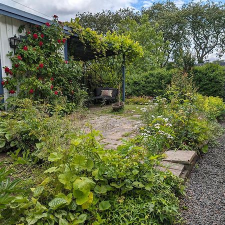 Millans Dockhus Villa Onslunda Bagian luar foto