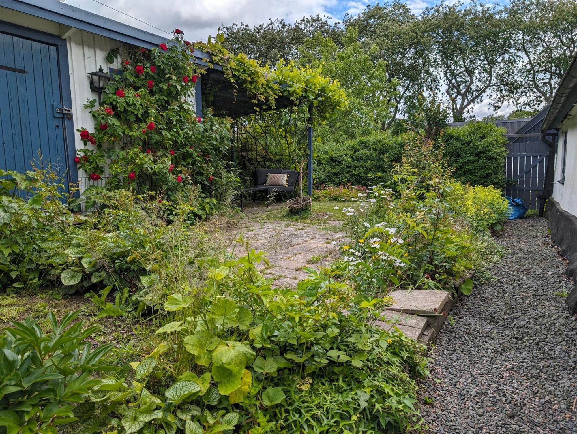 Millans Dockhus Villa Onslunda Bagian luar foto