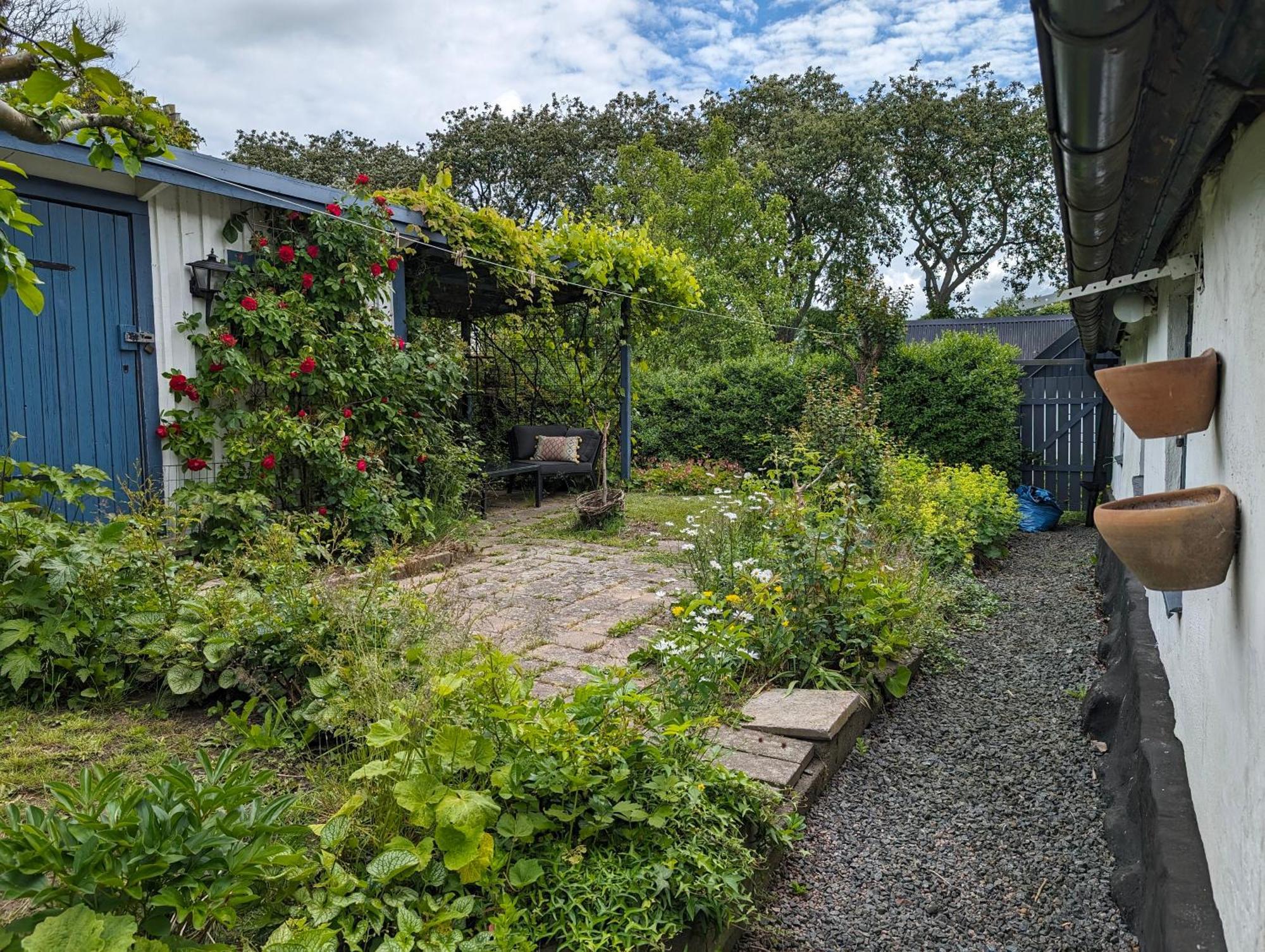 Millans Dockhus Villa Onslunda Bagian luar foto